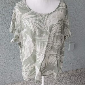 Tahari Sage Linen  Leaf Print Short Sleeve Top